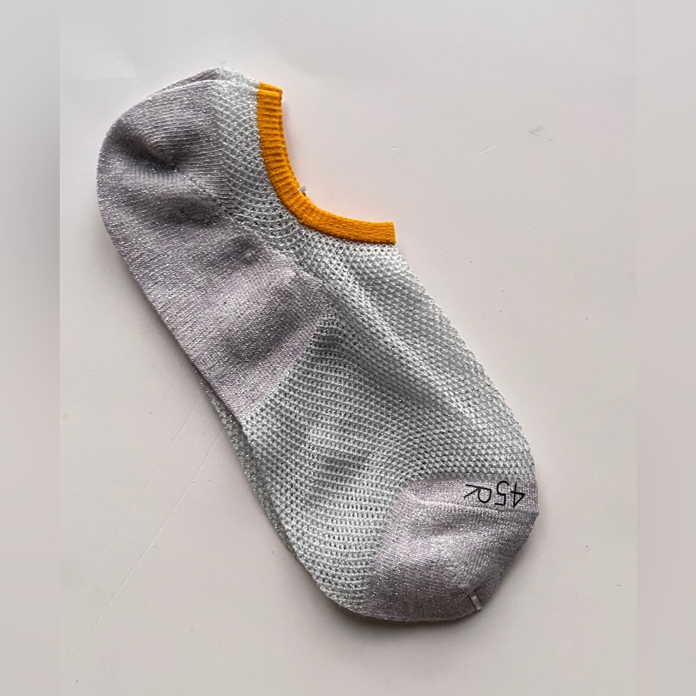45R Gray and Yellow Ankle Socks